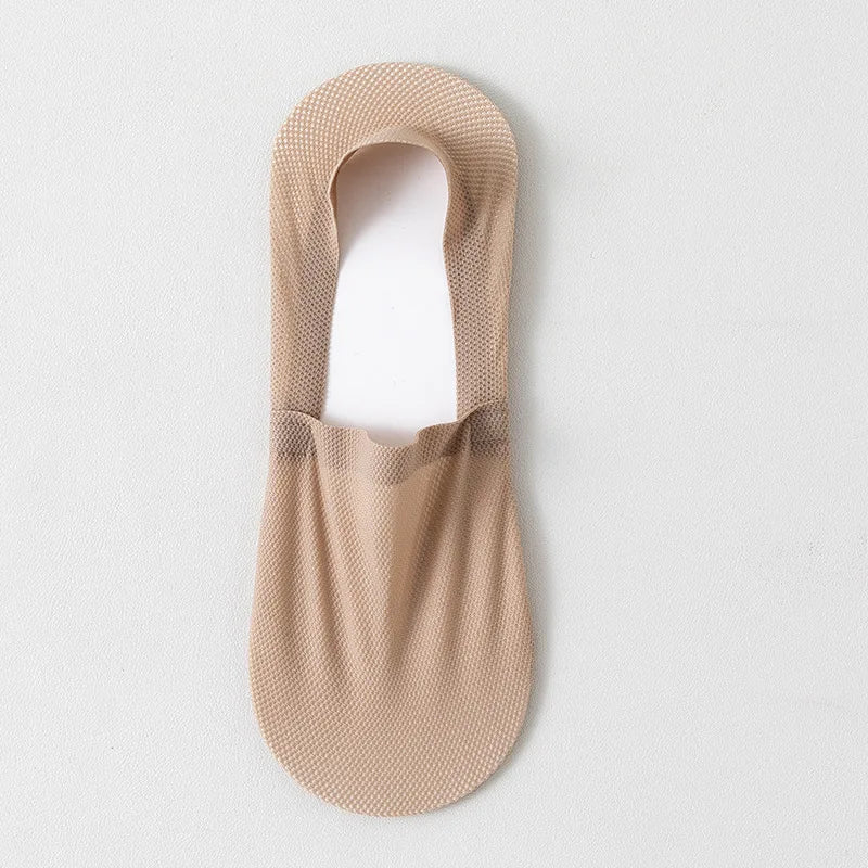 Low-Cut Mesh Lining Socks for Women | Non-Slip Silicone Grip