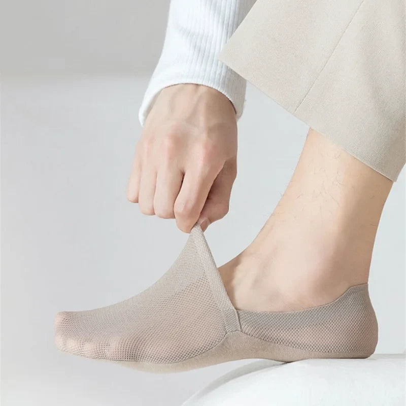 Low-Cut Mesh Lining Socks for Women | Non-Slip Silicone Grip