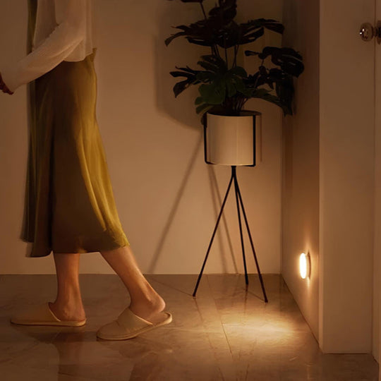 Wireless Motion Sensor Lamp | Battery-Powered Cabinet and Interior Lighting