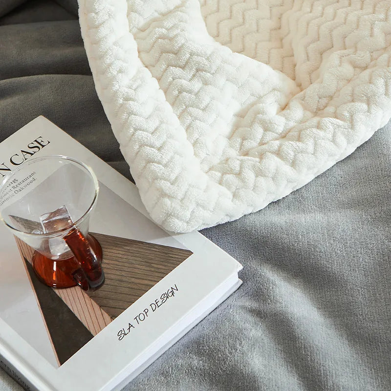 Plush Winter Fleece Blanket | Warm Reversible Throw
