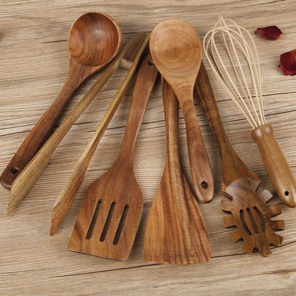 7-Piece Wooden Kitchen Set – Ergonomic Handle Pan-Friendly
