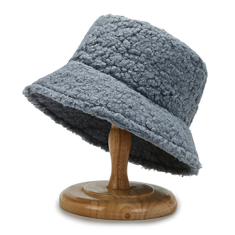 Getextureerd Namaakbont Buckethoed | Minimalistische Wintermuts