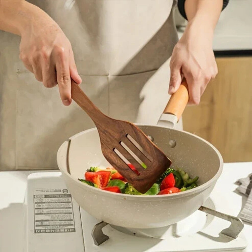 7-Piece Wooden Kitchen Set – Ergonomic Handle Pan-Friendly
