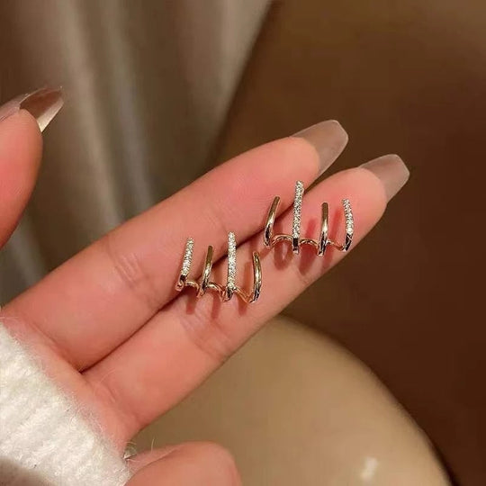 Four Claw Earrings - Silver-Colored Claws with Crystal Accent