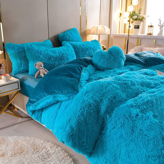 Pluchen dromen - 4 sets fleece beddengoed + hartkussen