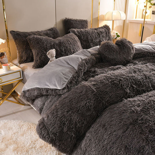 Pluchen dromen - 4 sets fleece beddengoed + hartkussen