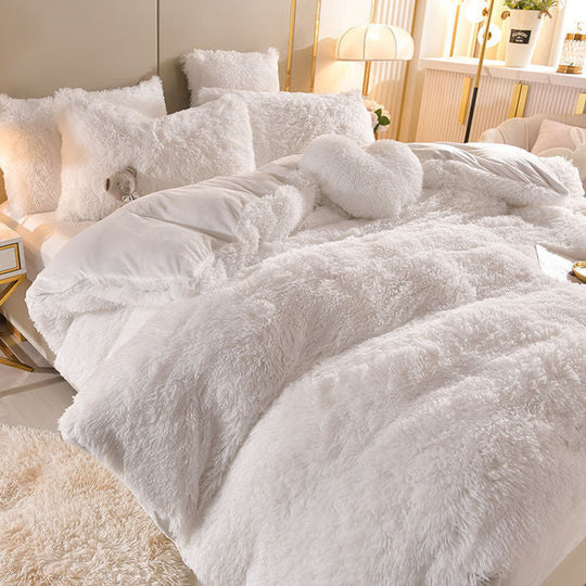 Pluchen dromen - 4 sets fleece beddengoed + hartkussen