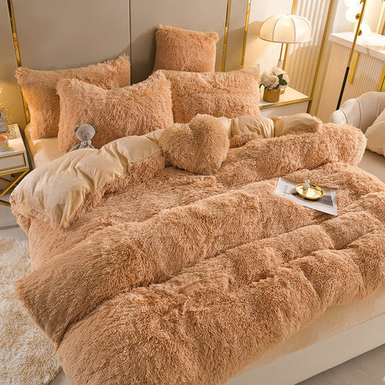 Pluchen dromen - 4 sets fleece beddengoed + hartkussen