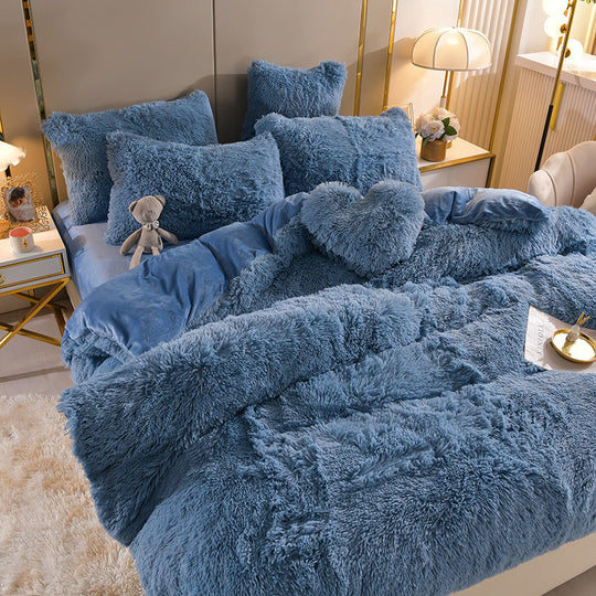 Pluchen dromen - 4 sets fleece beddengoed + hartkussen