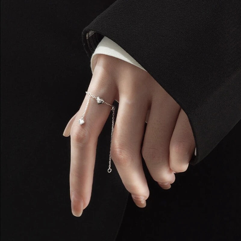 Verstelbare Hart Ring met Kwastje – Romantisch & Speels