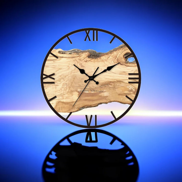 Horloge murale transparente au design minimaliste