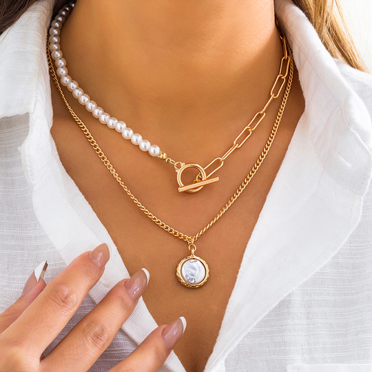 Collar de Perlas en Capas – Elegancia Atemporal en Capas