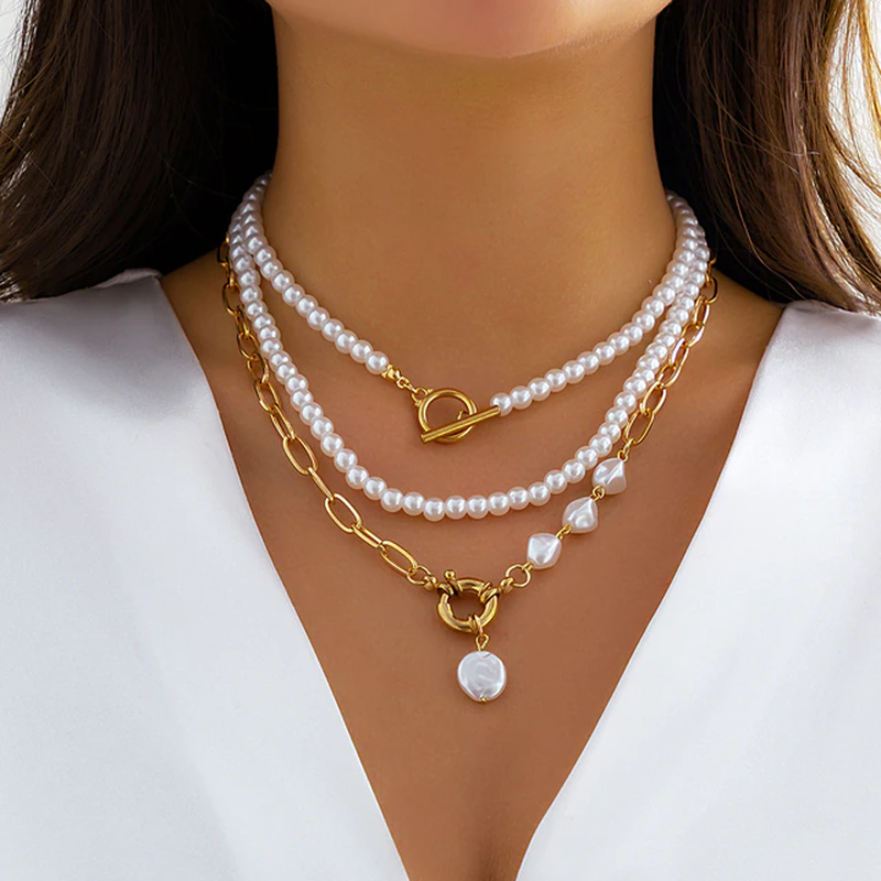 Collar de Perlas en Capas – Elegancia Atemporal en Capas