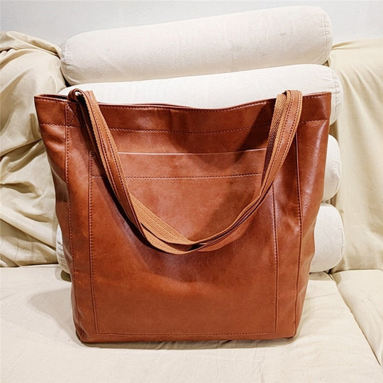 Lederhandtasche mit Außentasche - Damen-Schultertasche