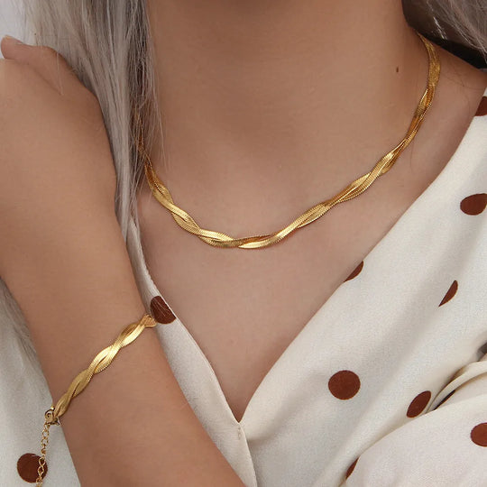 Collana e bracciale twist