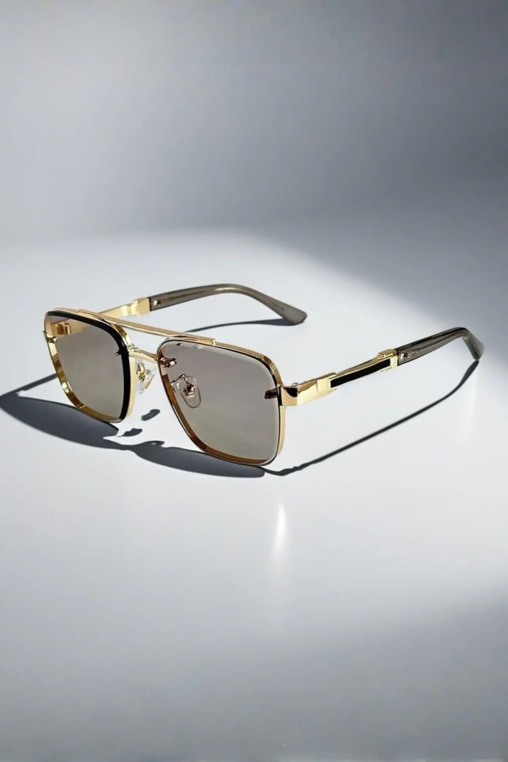Heren Zonnebril met Vierkant Aviator Design - Metalen Montuur en Verloopglazen