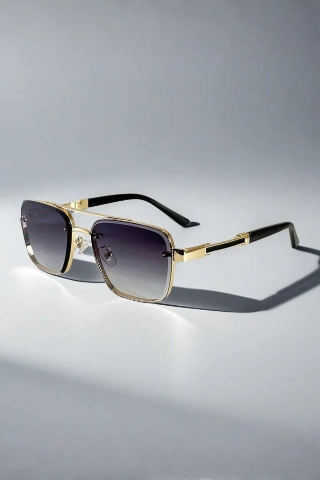 Heren Zonnebril met Vierkant Aviator Design - Metalen Montuur en Verloopglazen