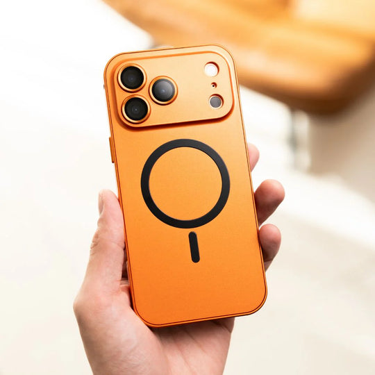 iPhone Hoesje met Metalen Frame - MagSafe Compatible Case