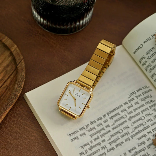 Liora Vierkant Horloge – Elegant Dameshorloge