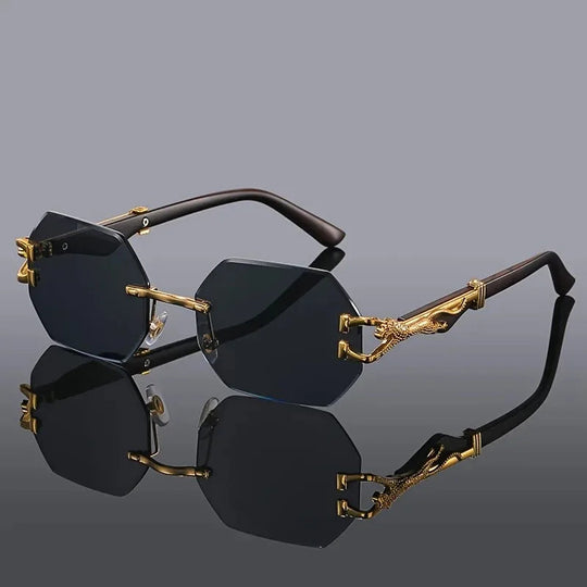 Randloze Geometrische Zonnebril Dames – Gouden Panter-detail