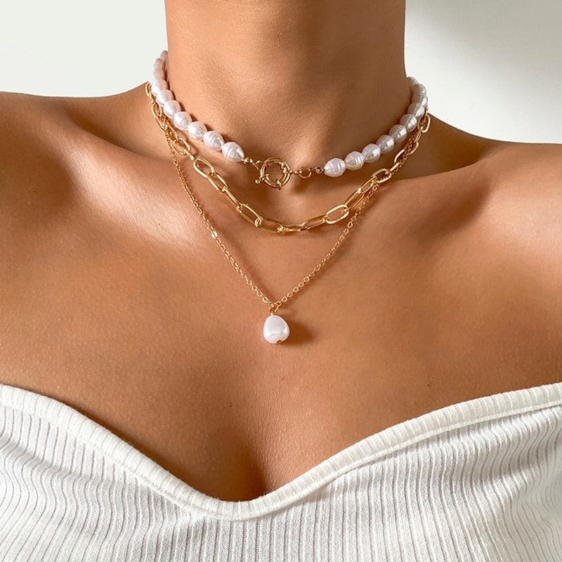 Collar de Perlas en Capas – Elegancia Atemporal en Capas