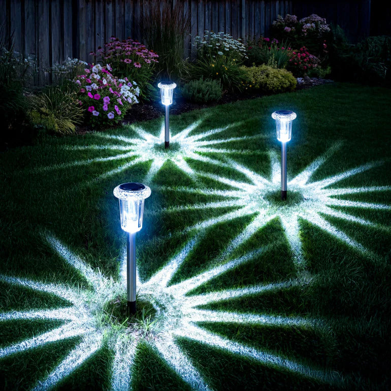 Solar Tuinverlichting met Sterpatroon - Decoratieve Buitenlamp op Zonne-energie