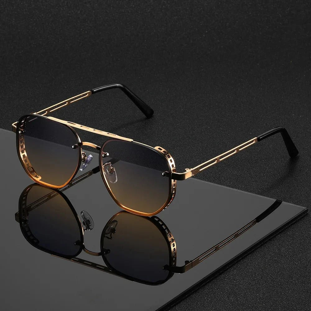 Zonnebril Aviator met Goudkleurig Montuur en UV-Bescherming